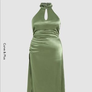 Curve & Plus Solid Olive Green Cut Out Halter Maxi Dress